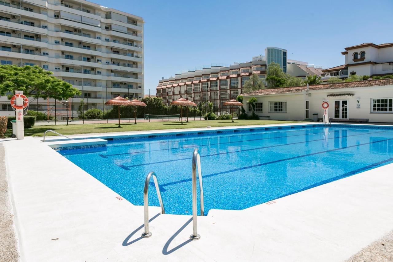 Malagadevacaciones - La Carihuela Palace Torremolinos Exteriör bild